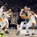 Bucks hilvanan 14 victorias al vencer 104-101 a Suns
