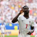 Bukayo Saka, de Inglaterra, celebra luego de anotar el cuarto tanto de su selección ante Francia en el duelo por el tercer puesto del Mundial, el sábado 18 de julio de 2026 en Miami Gardens, Florida (AP Foto/Rebecca Blackwell)