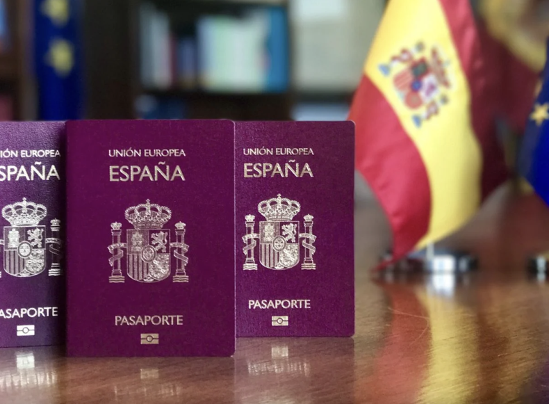 pasaporte español.png