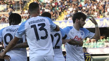 Napoli newcomer Kvaratskhelia stars in 5-2 win at Verona