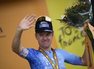 clarke gana una accidentada 5ta etapa del tour de francia