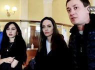 video: momento en el que angelina jolie huye a refugiarse mientras suenan las sirenas antiaereas en ucrania