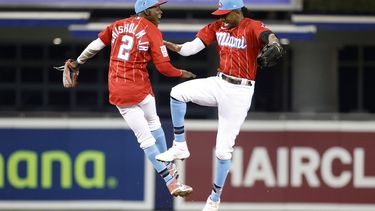 Brinson pega jonrón en la 8va; Marlins superan a Filis