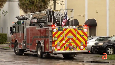 incendio consume un almacen en el condado broward