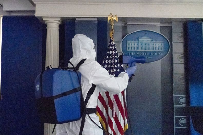 REP-GEN_CORONAVIRUS-CASA_BLANCA-0.jpg