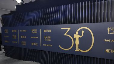 ARCHIVO - Una vista general de la alfombra en la 30ª edición anual de los Screen Actors Guild Awards, el 24 de febrero de 2024, en el Shrine Auditorium de Los Ángeles. (Foto Jordan Strauss/Invision/AP, archivo)