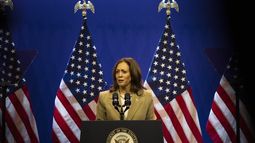 La vicepresidenta Kamala Harris habla durante un evento en Filadelfia, el sábado 13 de julio de 2024. (AP Foto/Joe Lamberti)