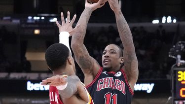 Con 26 puntos de DeRozan, Bulls superan a Hawks