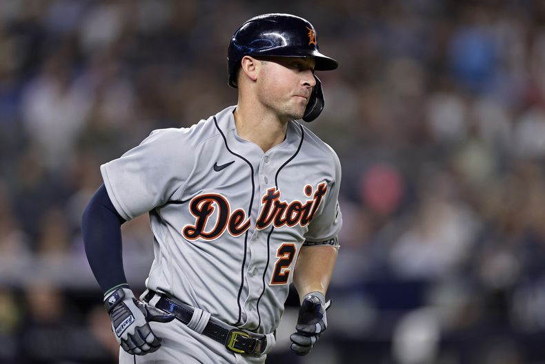 Spencer Torkelson, de los Tigres de Detroit, corre luego de batear un jonrón de dos carreras ante los Yanquis de Nueva York, en el juego del jueves 7 de septiembre de 2023 (AP Foto/Adam Hunger)