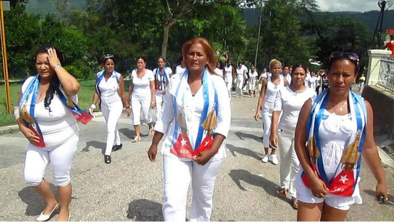 Ciudadanas por la Democracia agrupa a las mujeres recientemente separadas de las Damas de Blanco.