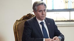 El secretario de Estado de Estados Unidos, Antony Blinken, se reúne con el presidente egipcio Abdel Fattah El-Sisi en el Palacio Al-Ittihadiya, el domingo 15 de octubre de 2023, en El Cairo. (Foto AP/Jacquelyn Martin, foto compartida)