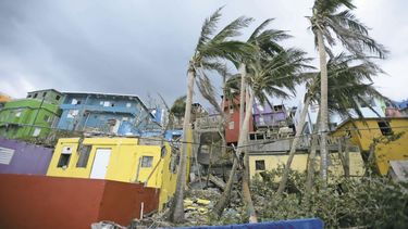 emiten advertencia de fuertes vientos para la isla