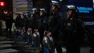 Papa apoya a Fernández de Kirchner, seguidores se movilizan