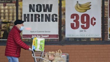 El crecimiento del empleo en EEUU disminuye marcadamente