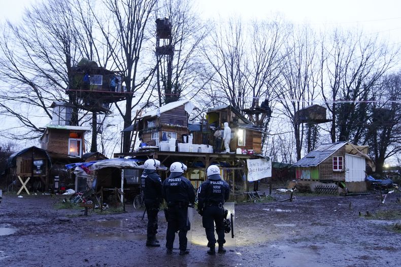 EUR-GEN ALEMANIA-PROTESTA-ECOLOGISTAS