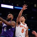 LeBron vuelve con triple doble; Lakers ganan en prórroga
