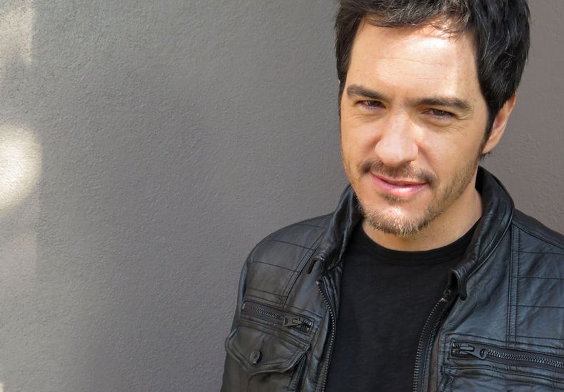 ESP-TEL_MAURICIO_OCHMANN-0.jpg