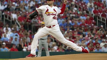 Montgomery luce en triunfo de Cardenales 3-1 ante Cerveceros
