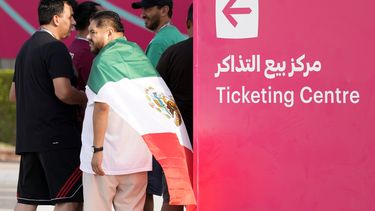 cientos de hinchas sufren problemas con boletos por 2do dia