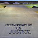 La sede del Departamento de Justicia de Estados Unidos en Washington el 14 de mayo del 2013. (AP foto/J. David Ake)