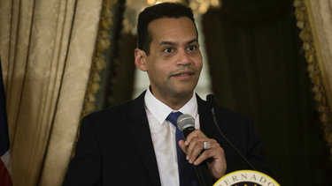 Secretario de Estado por cuatro meses