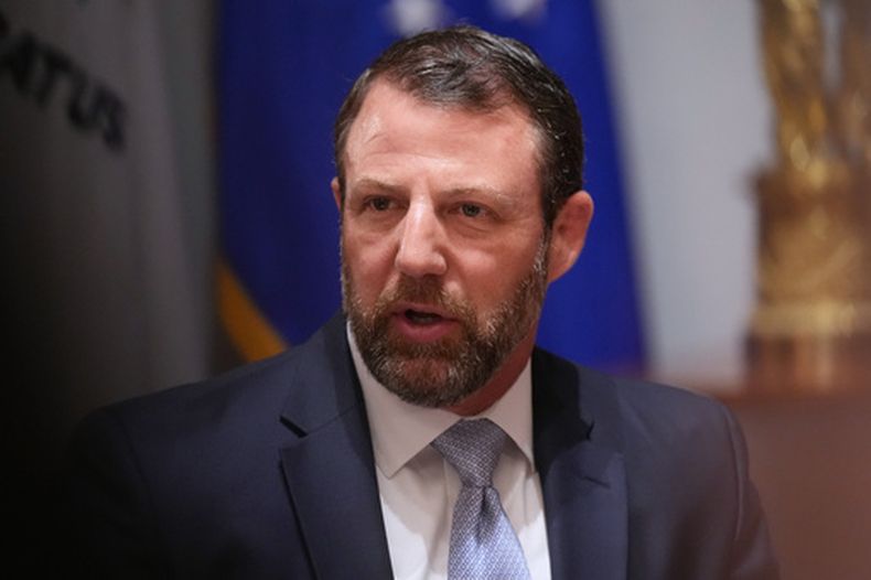 El secretario de Seguridad Nacional Markwayne Mullin en una reunión del gabinete en la Casa Blanca en Washington, el 27 de mayo del 2026. (AP foto/Jacquelyn Martin)