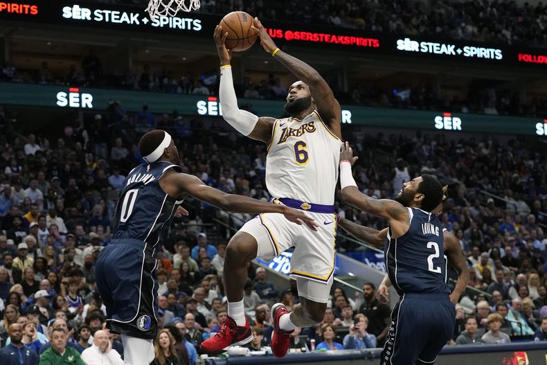 DEP-BAS LAKERS-JAMES
