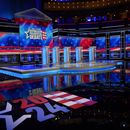 El escenario donde se realizará el debate entre los aspirantes a la candidatura presidencial republicana, en Miami. Foto tomada el 7 de noviembre de 2023. . (Foto AP /Wilfredo Lee)