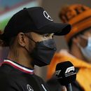 Emociona a Hamilton estar en grupo que oferta por el Chelsea