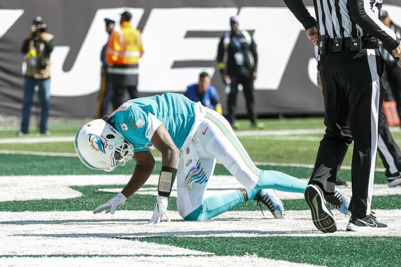DEP-NFL DOLPHINS-QUARTERBACKS