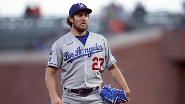 Dodgers ponen fin a su relación con el lanzador Trevor Bauer