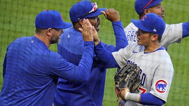Con 2 jonrones, Suzuki da triunfo a Cachorros ante Piratas
