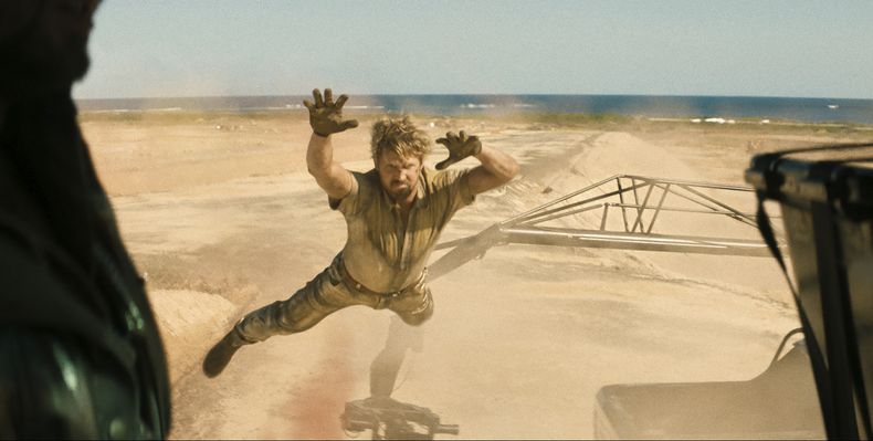 Una escena de la película The Fall Guy. Foto entregada por Universal Pictures. (Universal Pictures via AP)