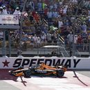 OWard gana carrera en Iowa tras choque del líder Newgarden
