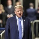 El expresidente estadounidense Donald Trump afuera del tribunal en Manhattan el 26 de abril de 2024. (Curtis Means/DailyMail.com via AP)