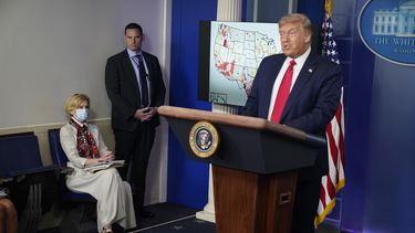 Crece el abismo entre Trump y los expertos sobre coronavirus