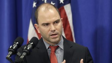 Asesor de Obama viaja a Cuba tras fin de pies secos/pies mojados