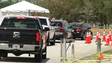 comenzaron las pruebas gratuitas del coronavirus en el amelia earhart park de hialeah
