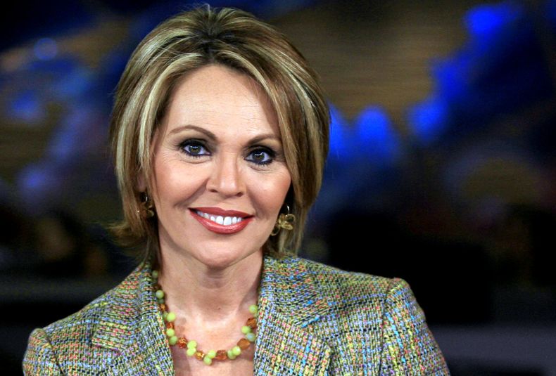 ESP-TEL_MARIA_ELENA_SALINAS-0.jpg