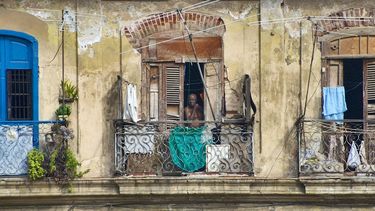 cubadebate y la mesa redonda atacan a el nuevo herald por reportes sobre la economia cubana