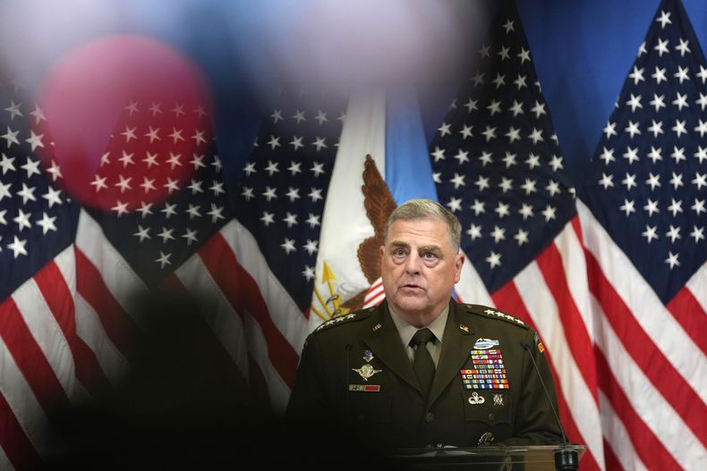 El jefe del Estado Mayor Conjunto de EEUU, general Mark Milley, en Bruselas el 15 de junio de 2023. (Foto AP /Virginia Mayo)