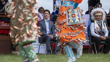 Trudeau: Me rompe el corazón el hallazgo de más tumbas