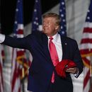 Corte: Congreso puede obtener registros fiscales de Trump
