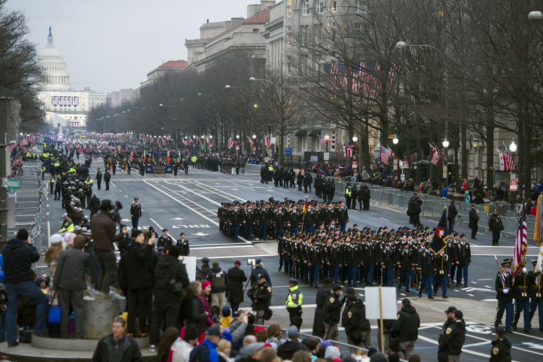 AMN-GEN_EEUU-DESFILE_MILITAR-0.jpg