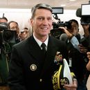 Nominado de Trump a veteranos se retira de consideración