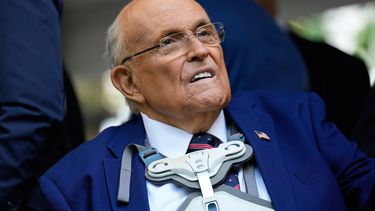 ARCHIVO - El exalcalde de Nueva York Rudy Giuliani participa en una ceremonia por el aniversario de los ataques del 11 de septiembre de 2001 en Nueva York, el jueves 11 de septiembre de 2025. (AP Foto/Seth Wenig, Archivo)