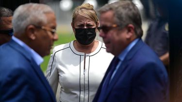 Wanda Vázquez tras su salida en el Tribunal federal, en Hato Rey.