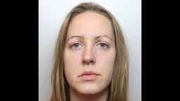 Lucy Letby, la enfermera acusada de asesinar a bebés en Gran Bretaña. Foto suministrada por la policía de Cheshire. (Policía de Cheshire via AP)