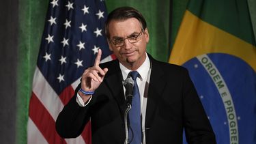 Presidente de Brasil visita CIA en gira por EEUU