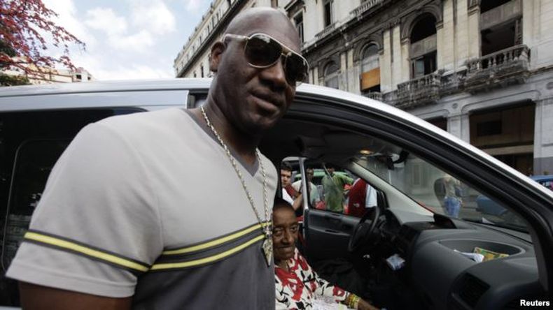 Contreras, junto al boricua Jorge Posada aseguran haber sido estafados por una suma que ronda los 15 millones de dólares.